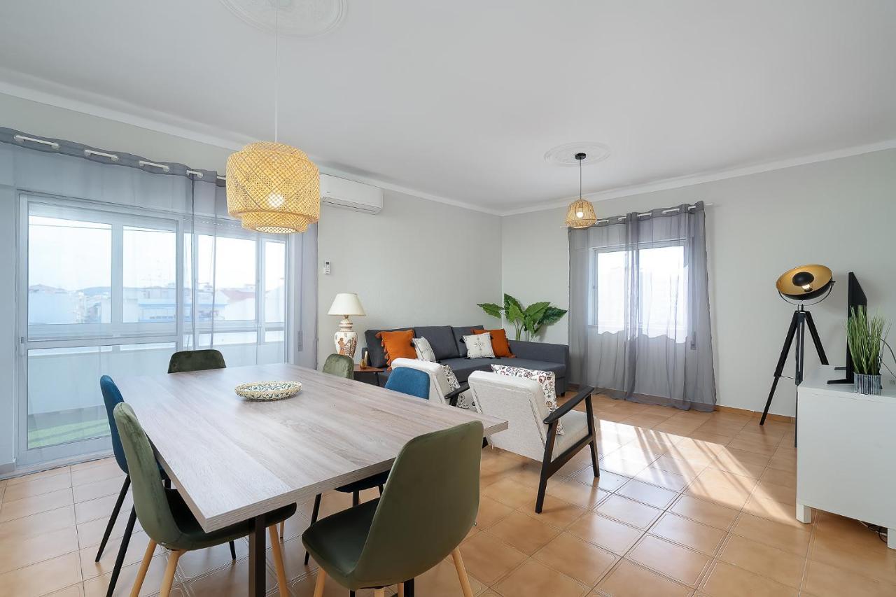 Tranquil View Apartment By Lovelystay Quarteira Luaran gambar